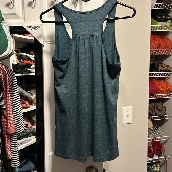 Disney Etsy Hakuna Matata tank size M - Picture 4 of 4